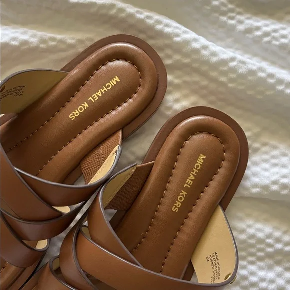 Michael Kors Nora Toe Ring Leather Sandals - Picture 7 of 10